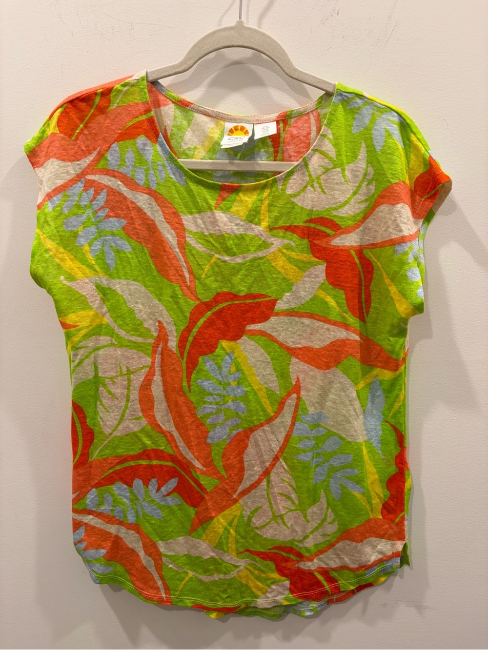 C&C California Bright Lime‎ Green & Coral Floral Short Sleeve Tee